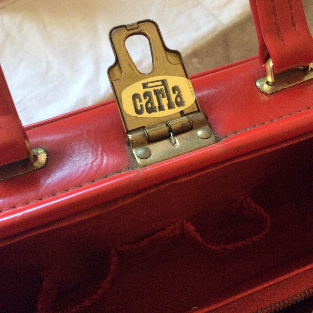 Carla Red Vintage Side Clutch Bag